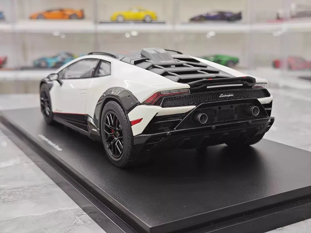 [Top Speed] 1:18 Lamborghini 2021 Huracan STO White Model Car Resin