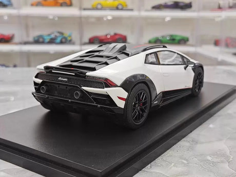 [Top Speed] 1:18 Lamborghini 2021 Huracan STO White Model Car Resin