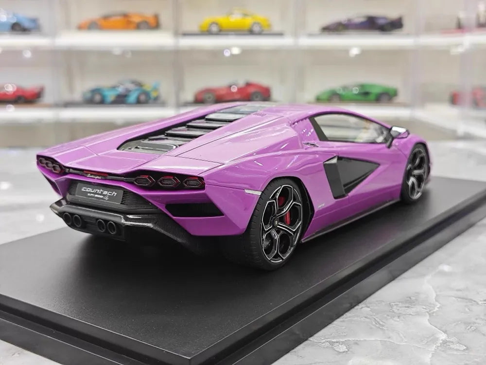 [Top Speed] 1:18 Lamborghini 2022 Countach LPI 800-4 Purple Model Car Resin