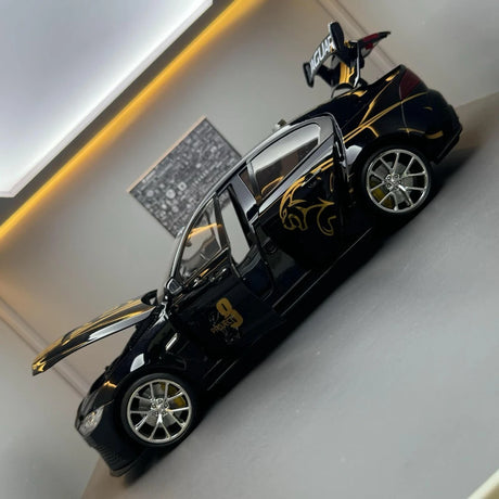 [TOY] 1:18 Jaguar 2017 XE SV Project 8 Model Car Die-Cast