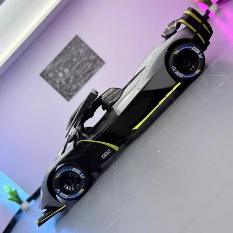 [TOY] 1:24 Aston Martin 2024 Valkyrie Model Car Die-Cast