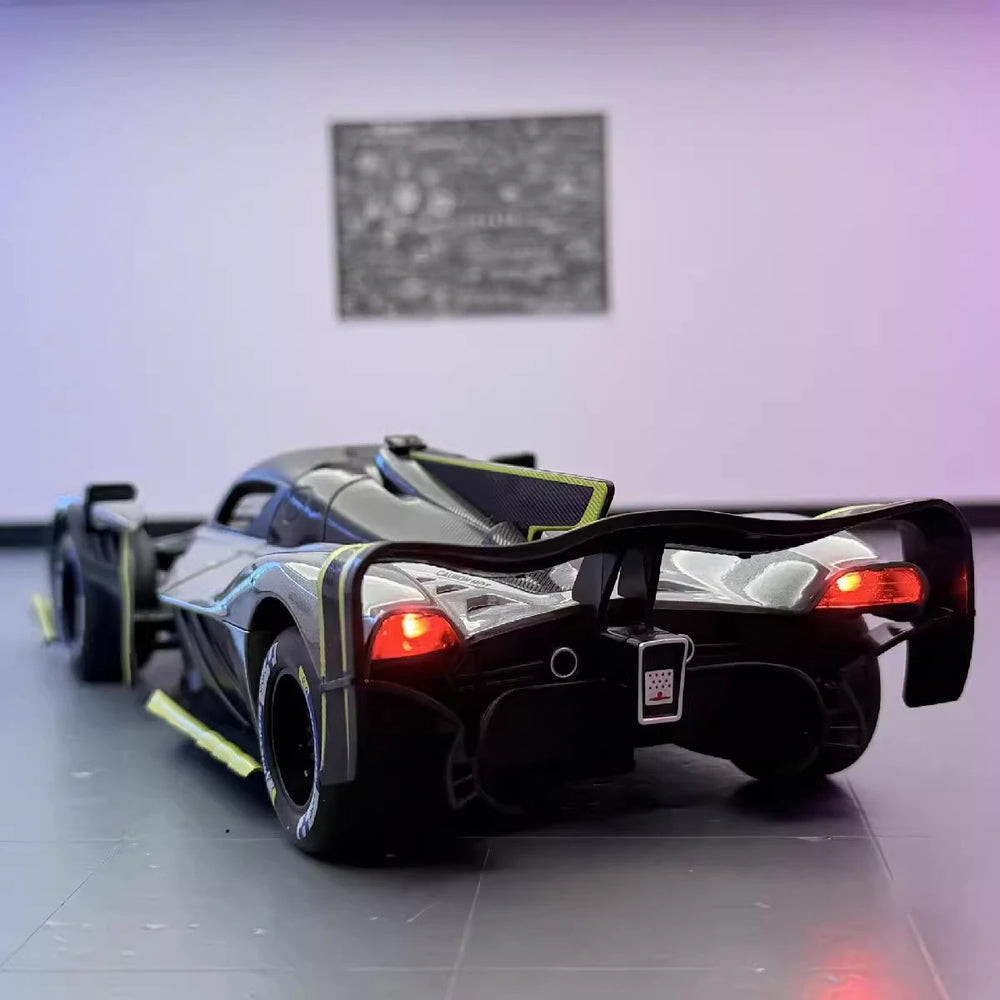 [TOY] 1:24 Aston Martin 2024 Valkyrie Model Car Die-Cast