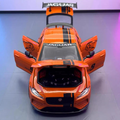 [TOY] 1:24 Jaguar 2017 XE SV Project 8 Orange Model Car Die-Cast