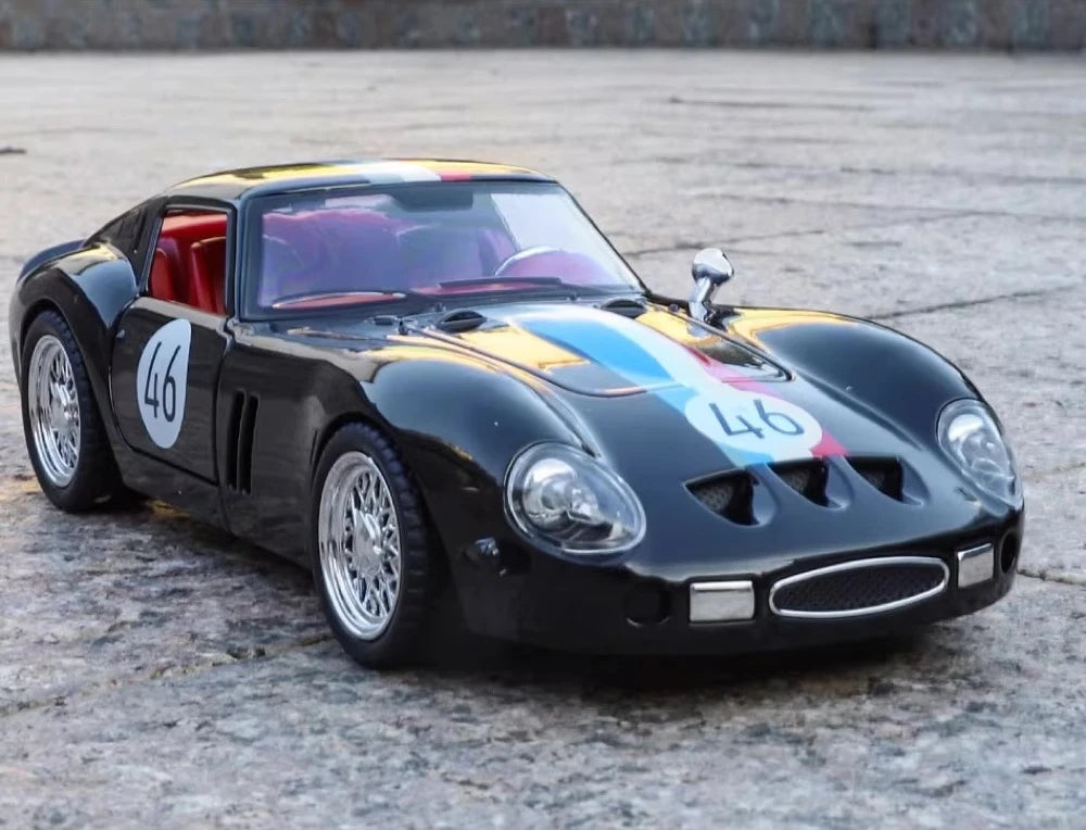 [TOY] 1:24 Ferrari 1962 250 GTO Black Model Car Die-Cast