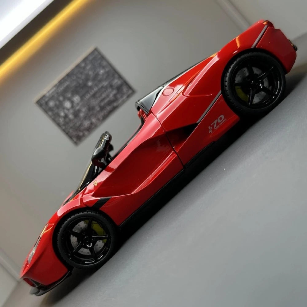 [TOY] 1:24 Ferrari 2016 LaFerrari Aperta Red Model Car Die-Cast