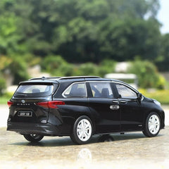 [TOY] 1:24 Toyota 2020 Sienna XL40 Black Model Car Die-Cast