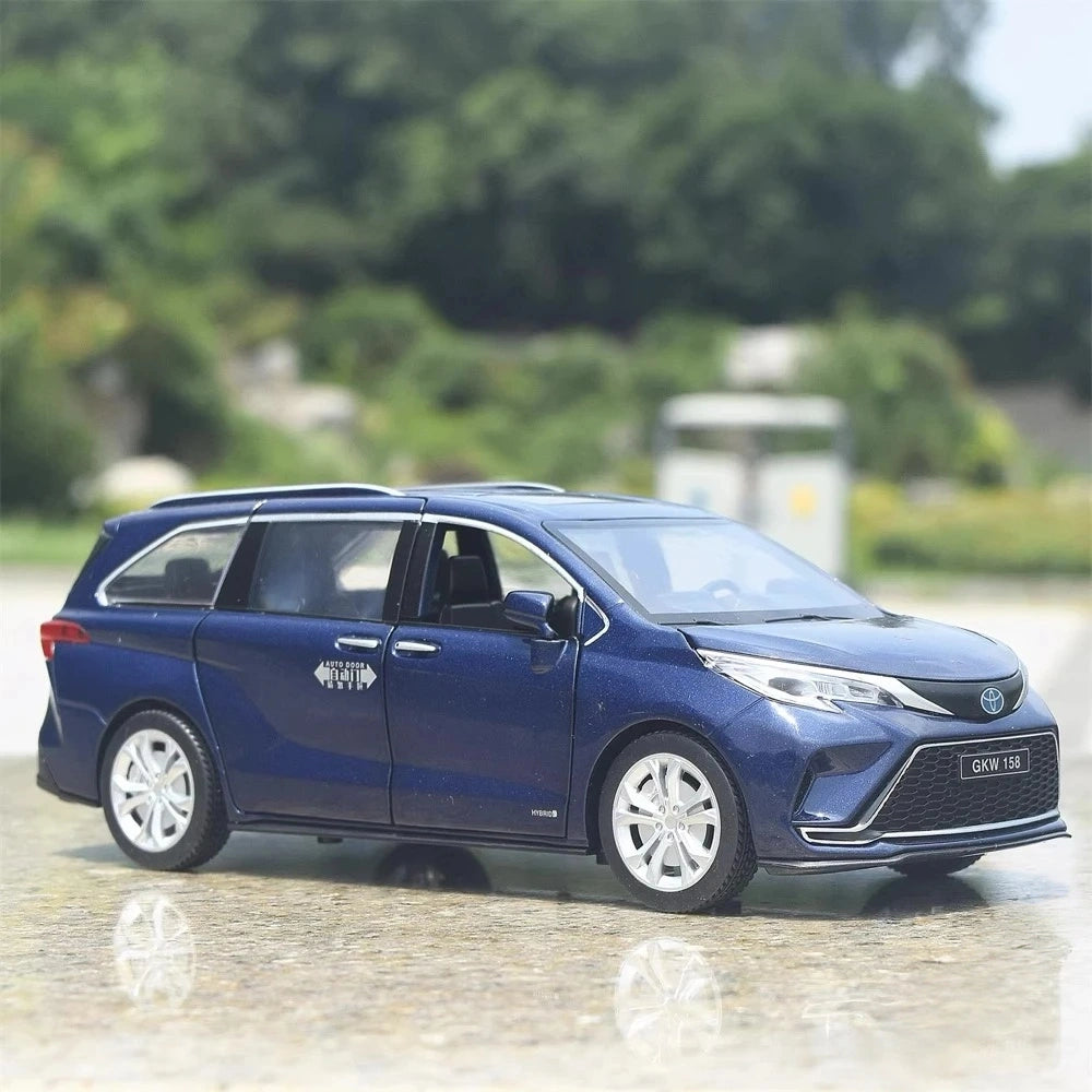 [TOY] 1:24 Toyota 2020 Sienna XL40 Blue Model Car Die-Cast