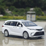[TOY] 1:24 Toyota 2020 Sienna XL40 White Model Car Die-Cast