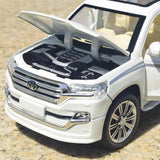 [TOY] 1:24 Toyota 2021 Land Cruiser 5700 wit modelauto Die-Cast