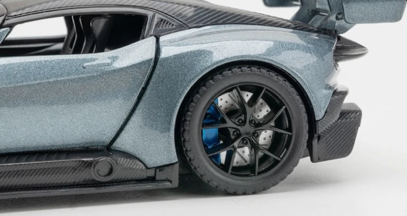 [TOY] 1:32 Aston Martin 2015 Vulcan Model Car Die-Cast