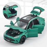 [TOY] 1:32 Aston Martin 2020 DBX AM8 Model Car Die-Cast