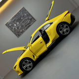 [TOY] 1:32 Bentley 2023 Mulliner Batur Yellow Model Car Die-Cast