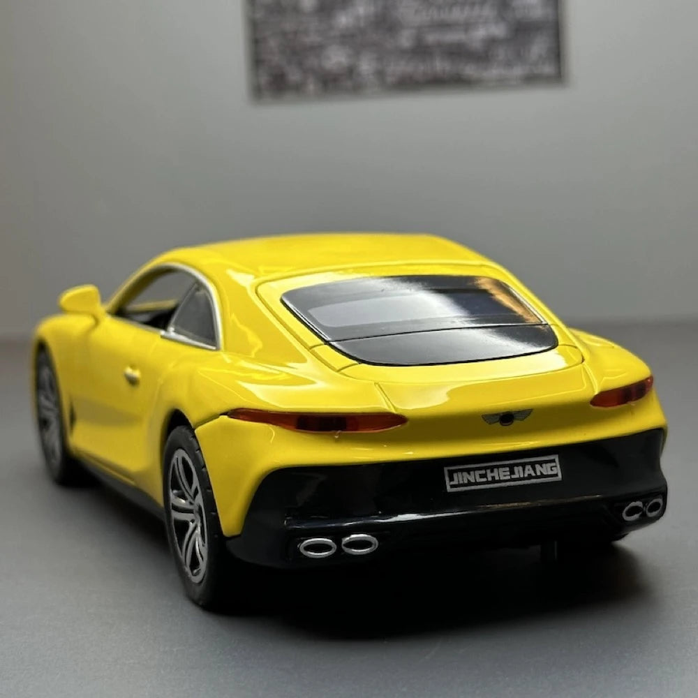 [TOY] 1:32 Bentley 2023 Mulliner Batur Yellow Model Car Die-Cast