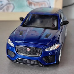 [TOY] 1:32 Jaguar 2017 F-PACE Blue Model Car Die-Cast