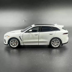 [TOY] 1:32 Jaguar 2017 F-PACE White Model Car Die-Cast