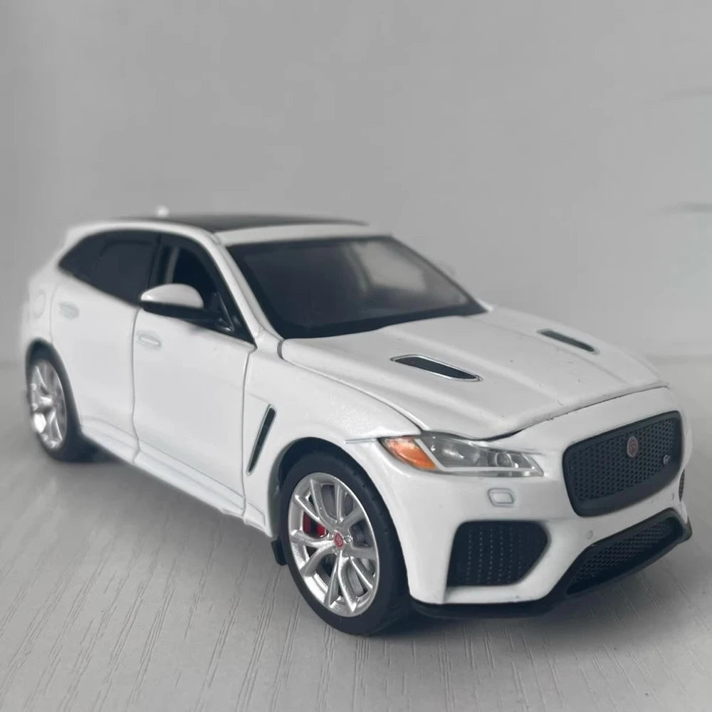 [TOY] 1:32 Jaguar 2017 F-PACE White Model Car Die-Cast