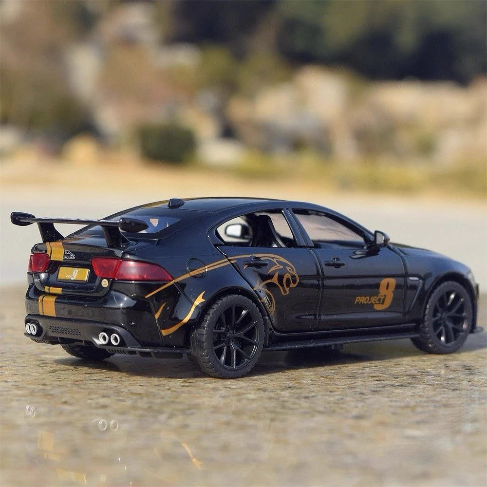 [TOY] 1:32 Jaguar 2017 XE SV Project 8 Black Model Car Die-Cast