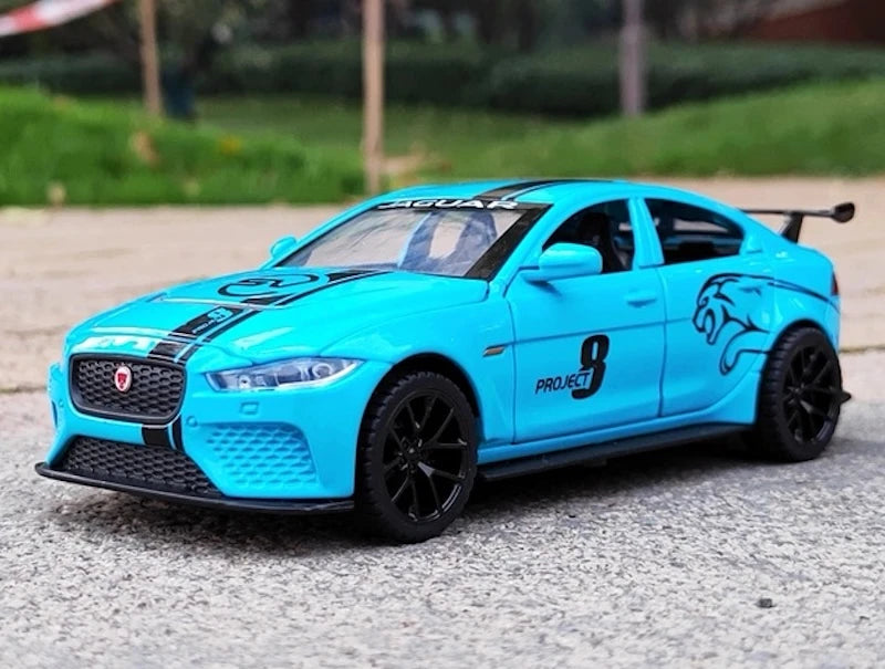 [TOY] 1:32 Jaguar 2017 XE SV Project 8 Blue Model Car Die-Cast