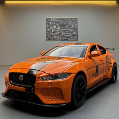 [TOY] 1:32 Jaguar 2017 XE SV Project 8 Orange Model Car Die-Cast