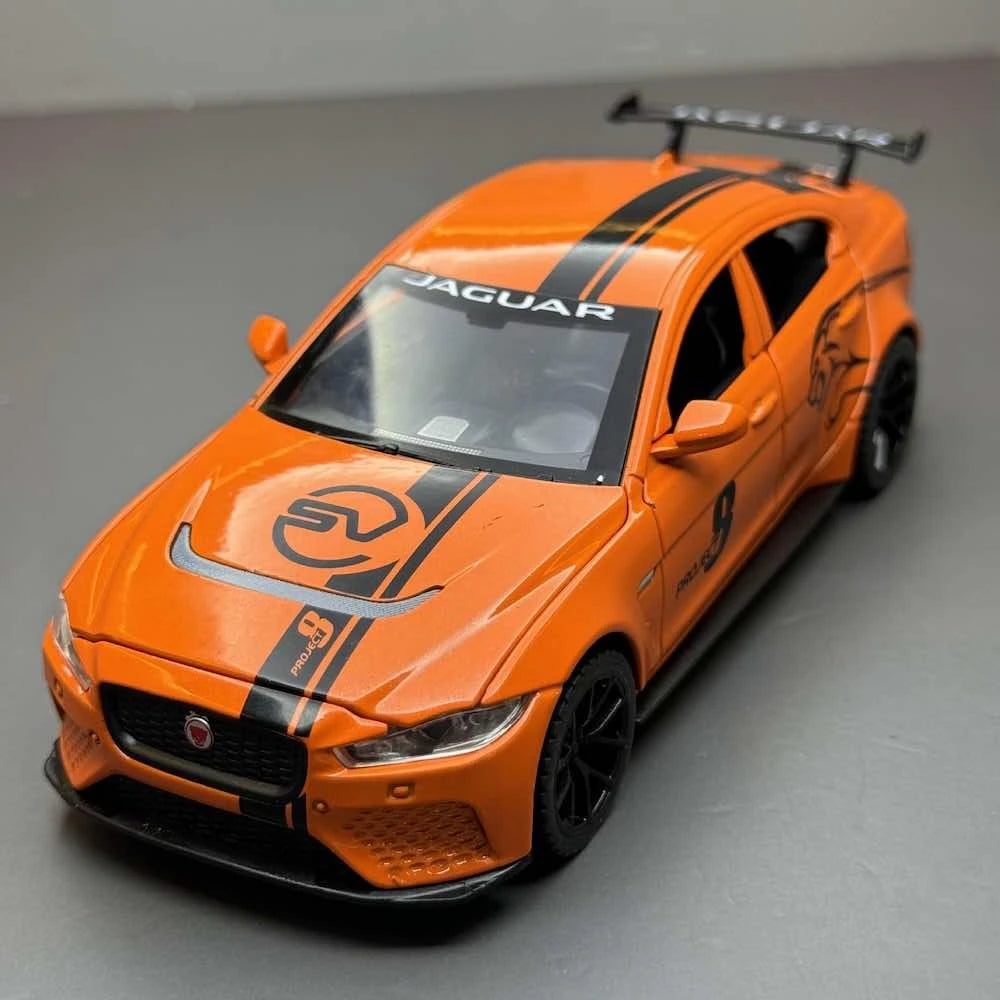 [TOY] 1:32 Jaguar 2017 XE SV Project 8 Orange Model Car Die-Cast