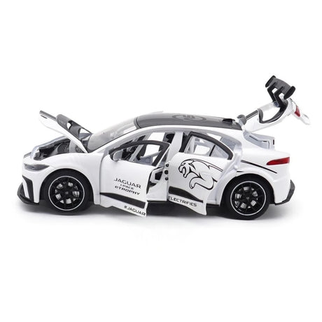 [TOY] 1:32 Jaguar 2018 I-Pace eTrophy vit modellbil Die-Cast