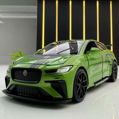 [TOY] 1:32 Jaguar 2018 I-Pace eTrophy Green Model Car Die-Cast