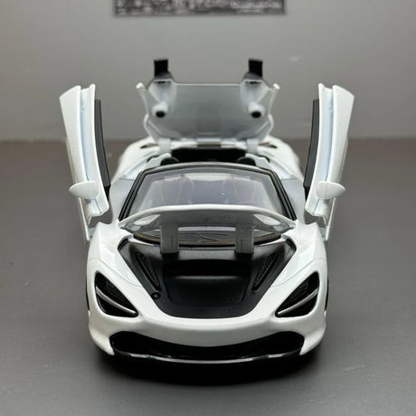 McLaren 2017 720S White 1:32 – Diecast Display Model Die-Cast