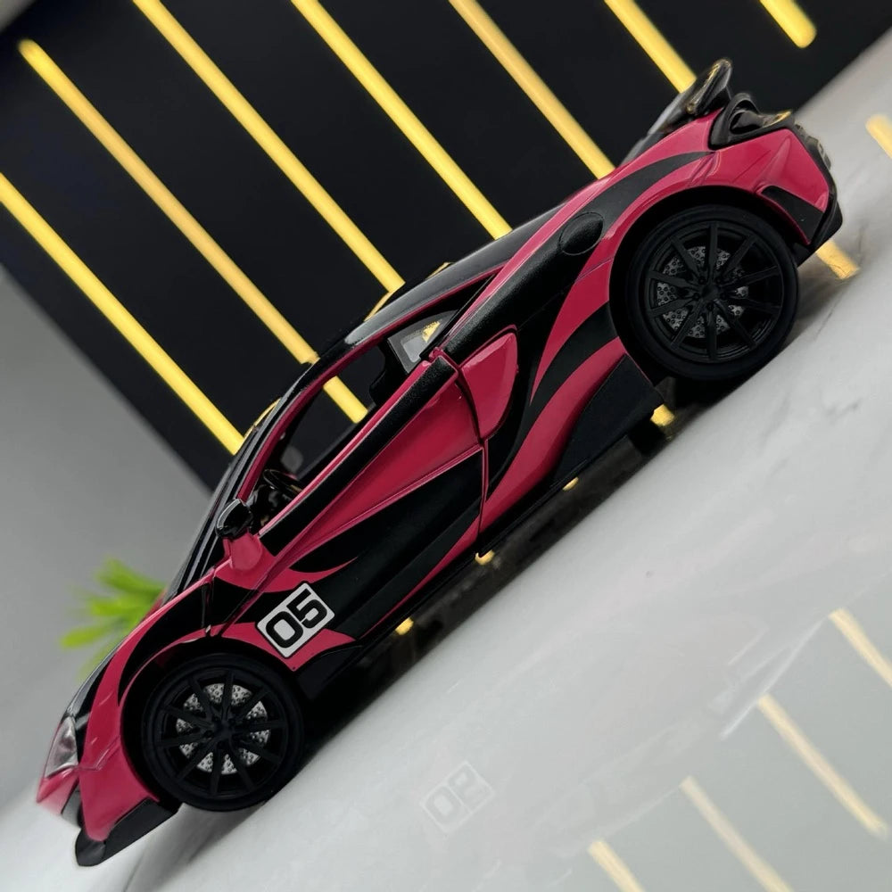 [TOY] 1:32 McLaren 2018 600LT #5 modelauto Die-Cast