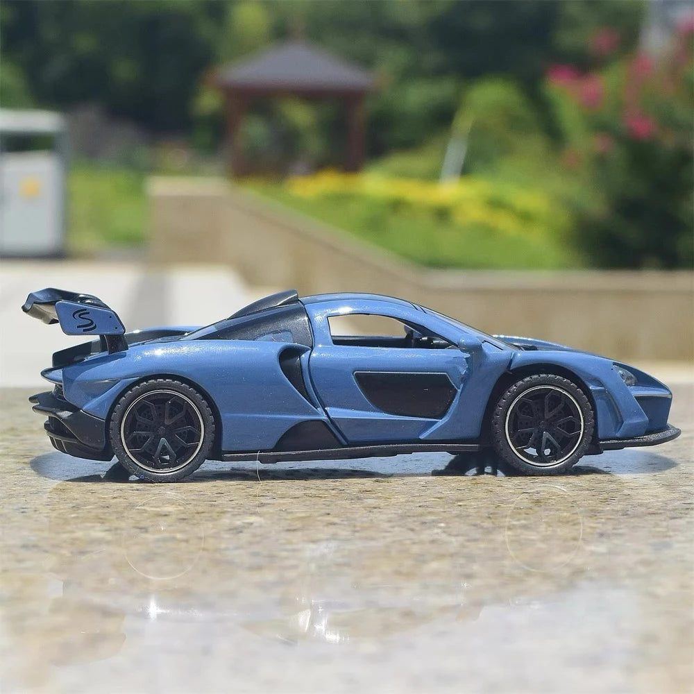 [TOY] 1:32 McLaren 2018 Senna Blue Model Car Die-Cast