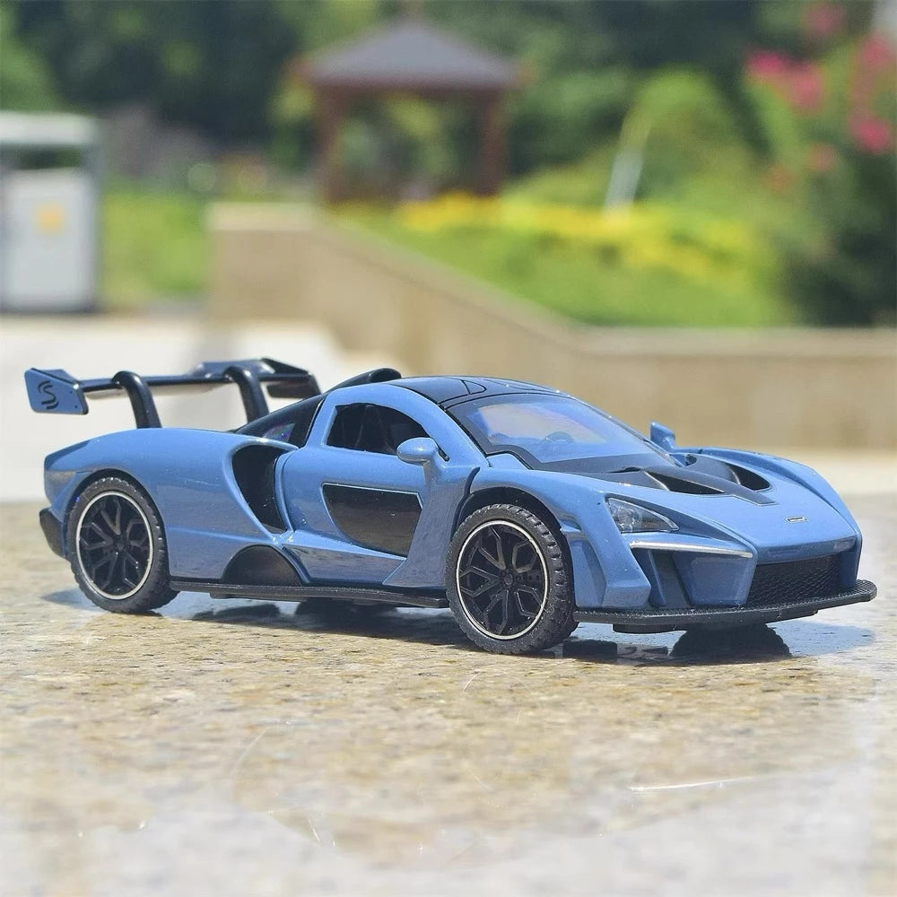 [TOY] 1:32 McLaren 2018 Senna Blue Model Car Die-Cast