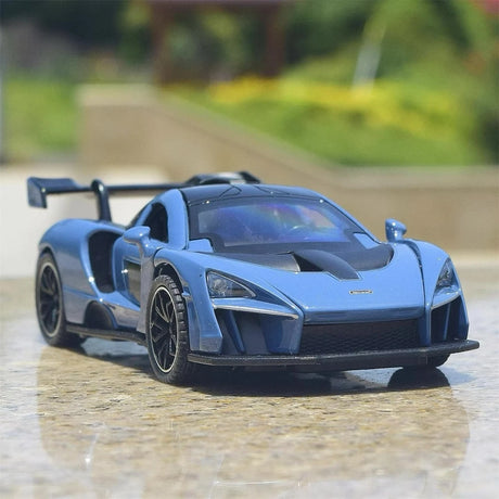 [TOY] 1:32 McLaren 2018 Senna blå modellbil Die-Cast