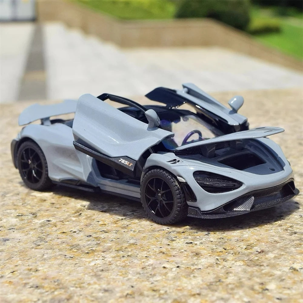 [TOY] 1:32 McLaren 2021 765LT Gray Model Car Die-Cast