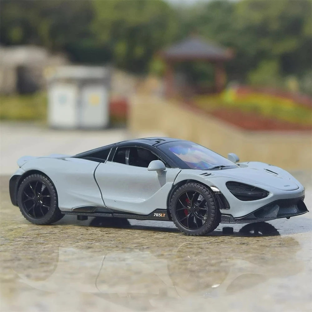 [TOY] 1:32 McLaren 2021 765LT Gray Model Car Die-Cast