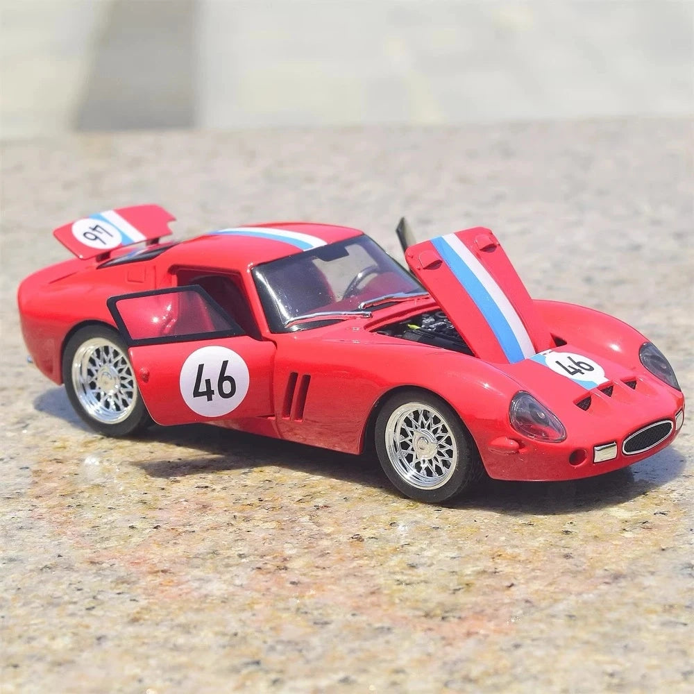 [TOY] 1:32 Ferrari 1962 250 GTO Red Model Car Die-Cast