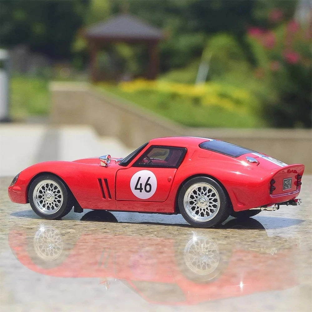 [TOY] 1:32 Ferrari 1962 250 GTO Red Model Car Die-Cast