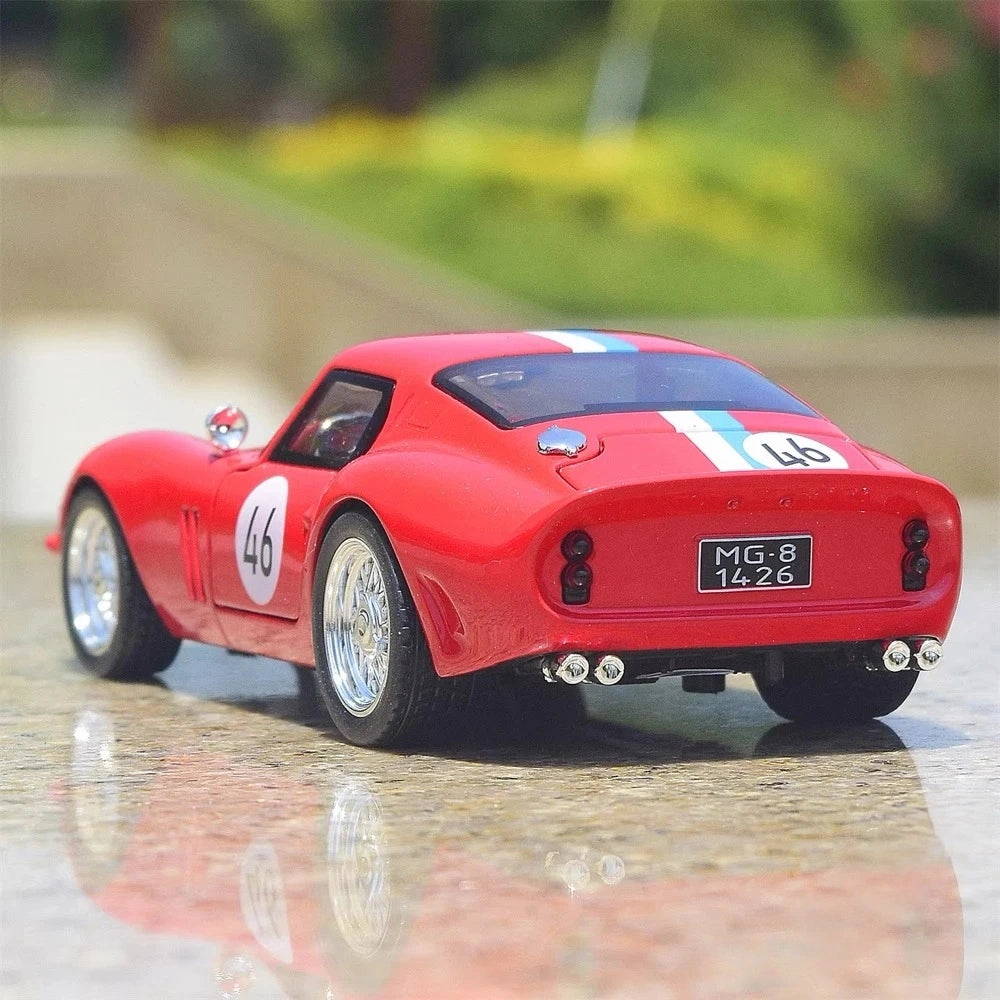 [TOY] 1:32 Ferrari 1962 250 GTO Red Model Car Die-Cast