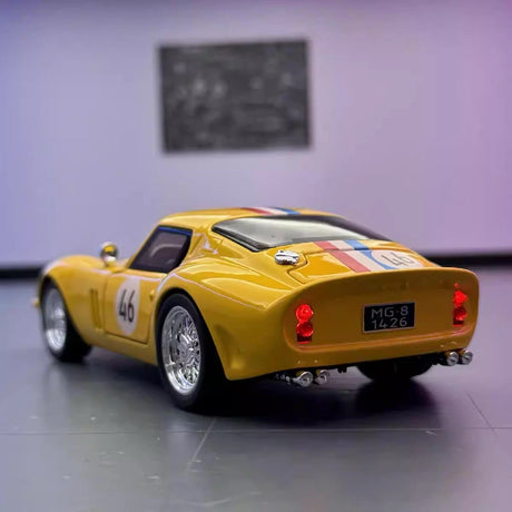 [TOY] 1:32 Ferrari 1962 250 GTO gul modellbil Die-Cast