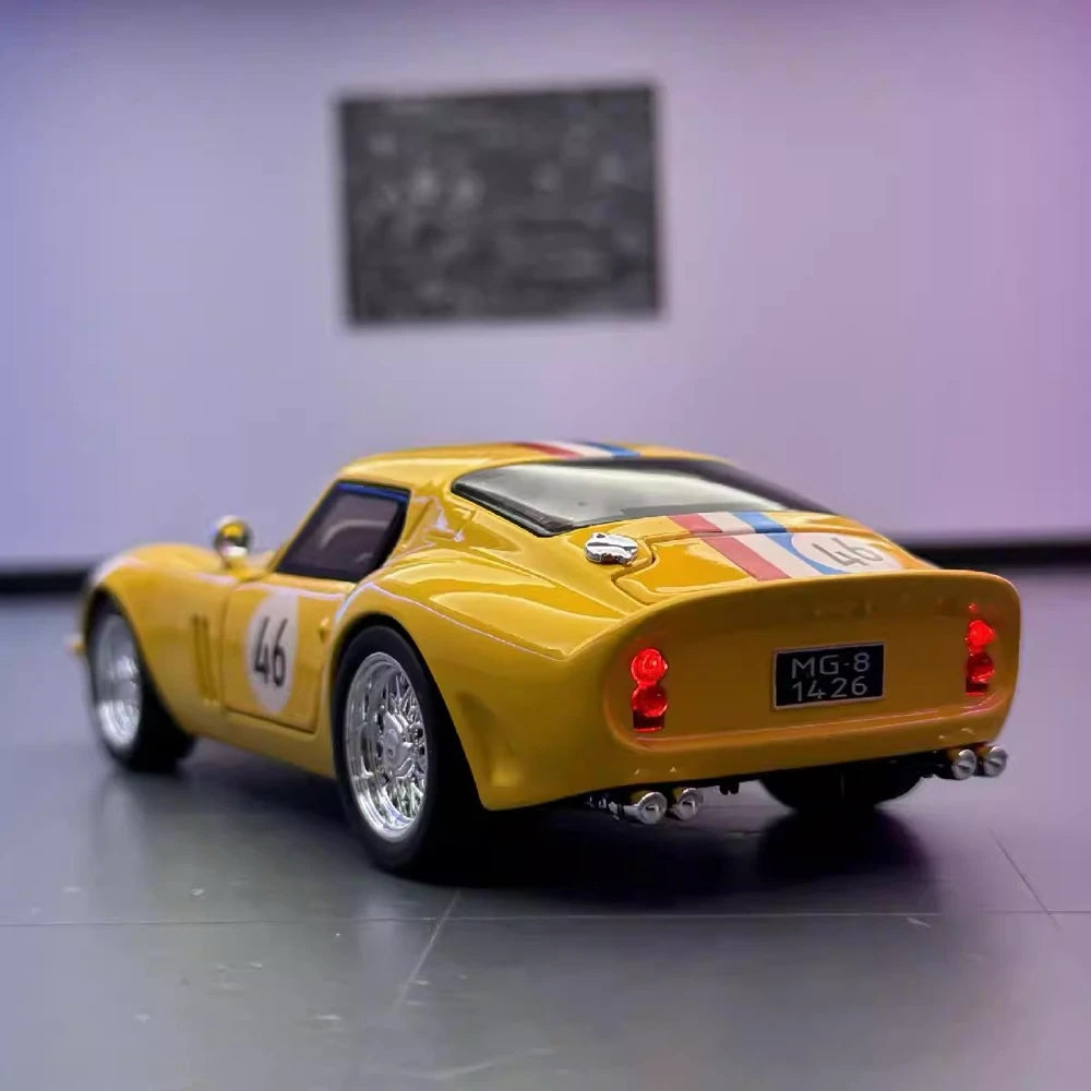 [TOY] 1:32 Ferrari 1962 250 GTO giallo modellino di auto Die-Cast