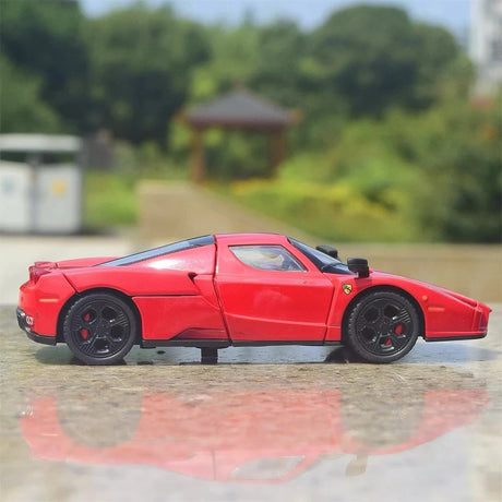 [TOY] 1:32 Ferrari 2002 Enzo röd modellbil Die-Cast