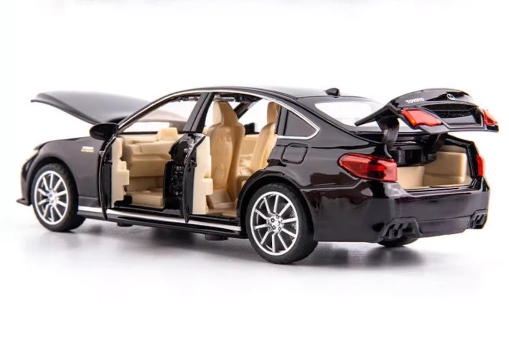 [TOY] 1:32 Toyota 2017 Crown Athlete S ブラック モデルカー Die-Cast