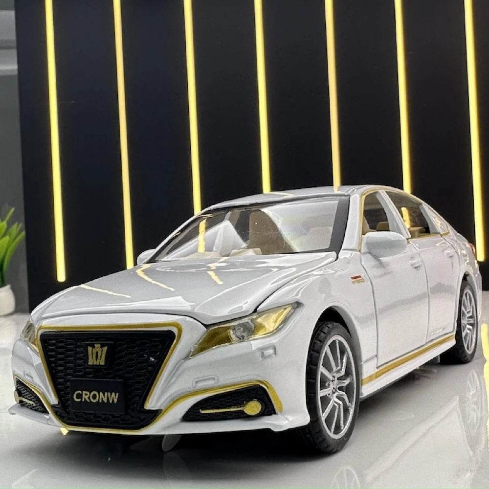 [TOY] 1:32 Toyota 2017 Crown Athlete S White Model Car Die-Cast