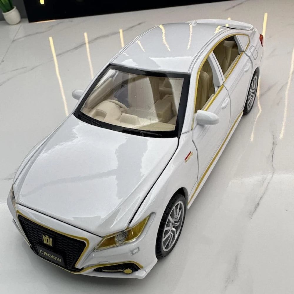 [TOY] 1:32 Toyota 2017 Crown Athlete S White Model Car Die-Cast