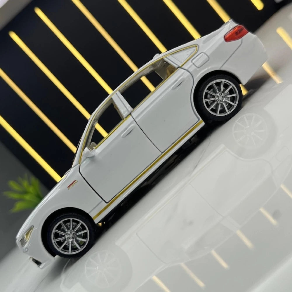 [TOY] 1:32 Toyota 2017 Crown Athlete S White Model Car Die-Cast