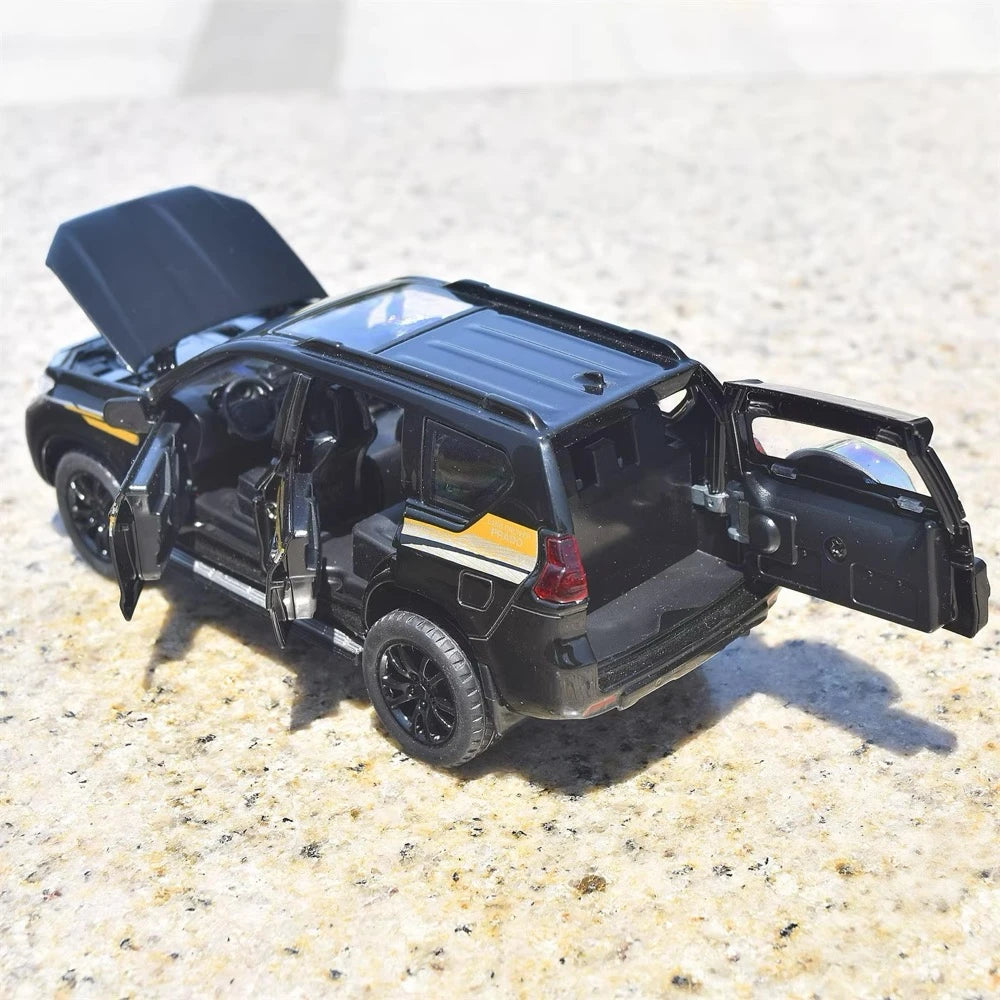 [TOY] 1:32 Toyota 2018 Land Cruiser Prado Black Model Car Die-Cast