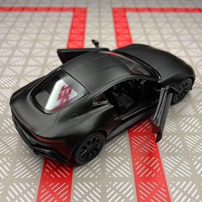 [TOY] 1:36 Aston Martin 2018 Vantage Black Model Car Die-Cast