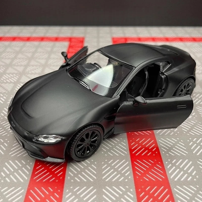 [TOY] 1:36 Aston Martin 2018 Vantage Black Model Car Die-Cast