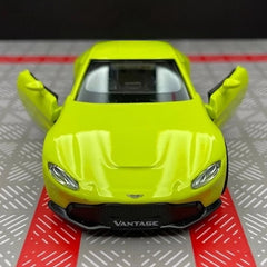 [TOY] 1:36 Aston Martin 2018 Vantage Green Model Car Die-Cast