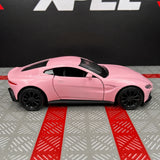 Aston Martin 2018 Vantage Pink 1:36 – Modelo de exhibición de fundición a presión