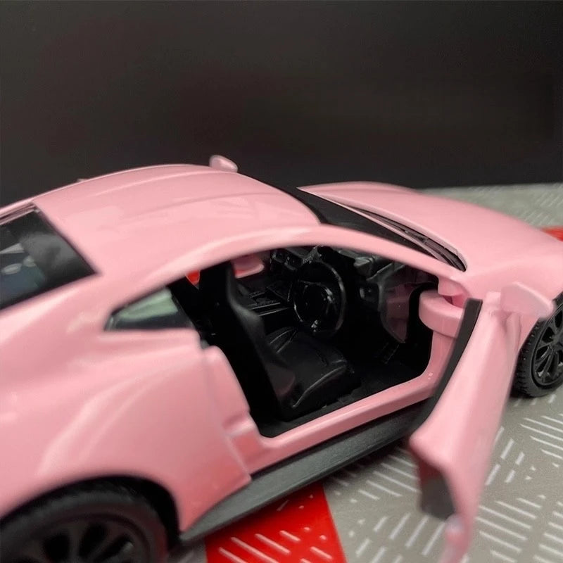 [TOY] 1:36 Aston Martin 2018 Vantage Pink Model Car Die-Cast