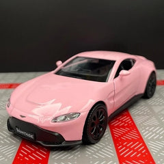 [TOY] 1:36 Aston Martin 2018 Vantage Pink Model Car Die-Cast